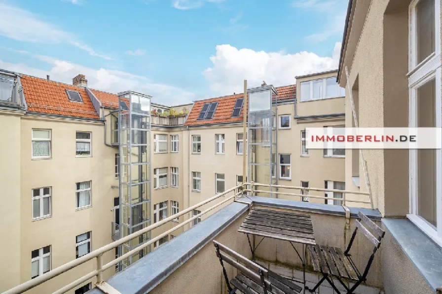 6.jpg - Wohnung kaufen in Berlin - IMMOBERLIN.DE - Harmonisch in der City! Adrette Altbauwohnung mit ruhigem Balkon 