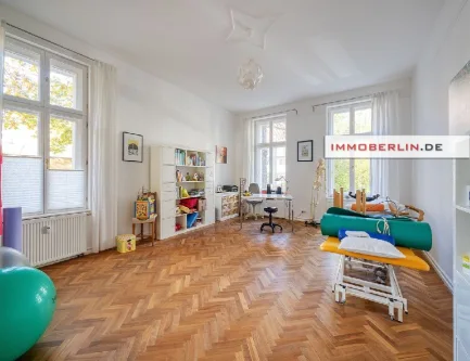 16676426024.jpg - Büro/Praxis kaufen in Berlin - IMMOBERLIN.DE - Toplage! Repräsentative Gewerbeimmobilie im Altbau mit Pkw-Stellplatz 