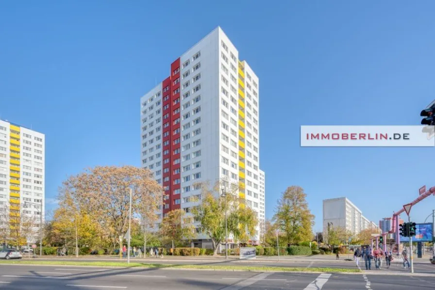 1669810075-1.jpg - Wohnung kaufen in Berlin - IMMOBERLIN.DE - Bellevue über Berlin! Helle Wohnung mit Loggia & Concierge