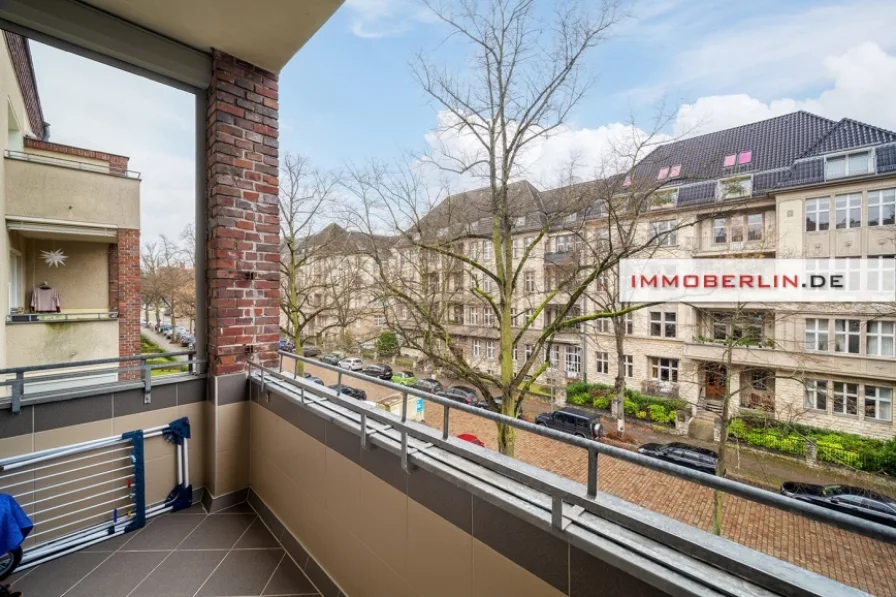 1673943837-01.jpg - Wohnung kaufen in Berlin - IMMOBERLIN:DE - Exzellent modernisierte Wohnung mit Westbalkon in sehr guter Lage