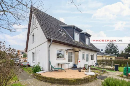 1675186942-Bild5.jpg - Haus kaufen in Berlin - IMMOBERLIN.DE - Behagliche Doppelhaushälfte mit hellem Ambiente & Wohnrecht