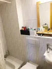Kleines Bad mit Dusche