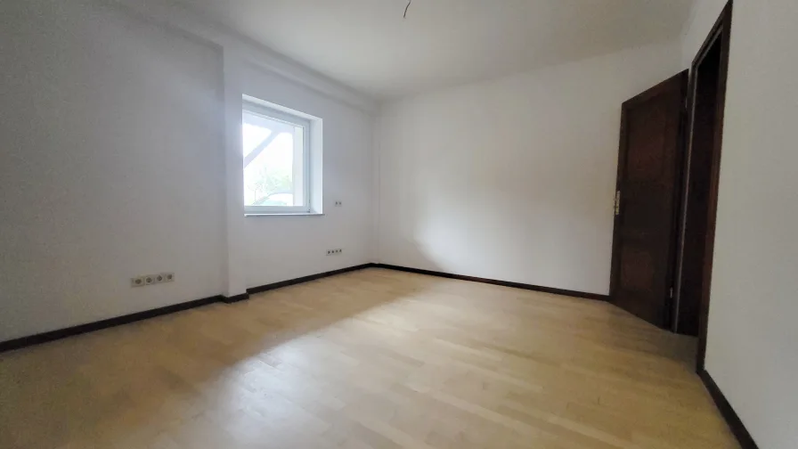 Zimmer mit Blick zur Tür