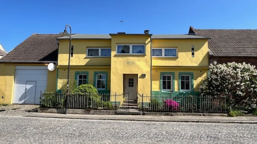 1 - Haus kaufen in Niedergörsdorf - Landleben am Dorfrand in Flämingdorf