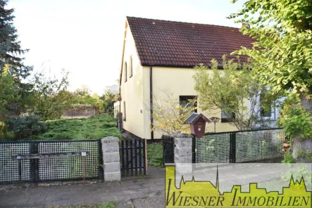 Straßenansicht - Haus kaufen in Küstriner Vorland OT Küstrin Kietz - Haus zum Wohnen oder zur Erholung - Entscheiden Sie !