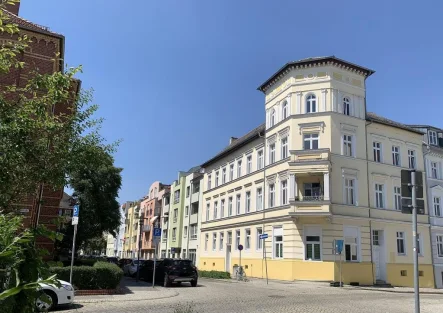 Straßenansicht - Wohnung mieten in Frankfurt (Oder) - +++   zzt. RESERVIERT !   +++