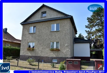 Ansicht - Haus kaufen in Neuenhagen - Grundsolide Kapitalanlage - vermietetes Zweifamilienhaus