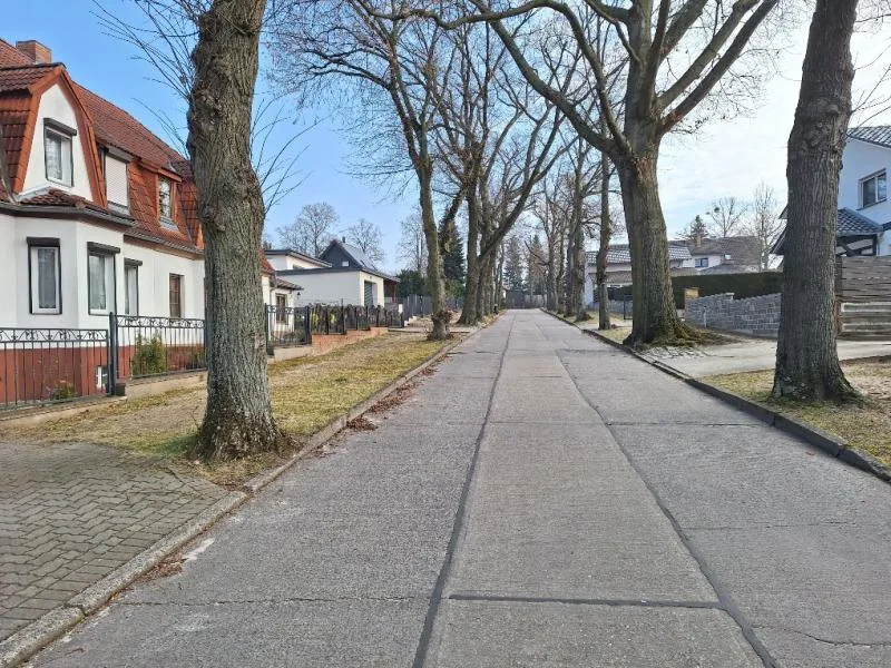 Straßenansicht