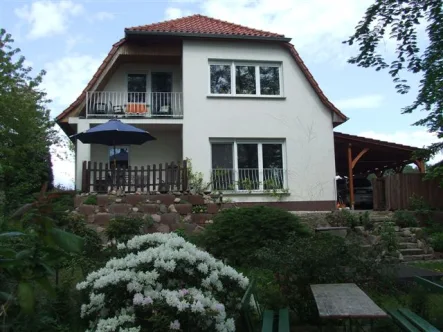 Herzlich Willkommen! - Haus kaufen in Friedland - Machen Sie es zu Ihrem Traumhaus! EFH mit Steg am Leißnitz See.