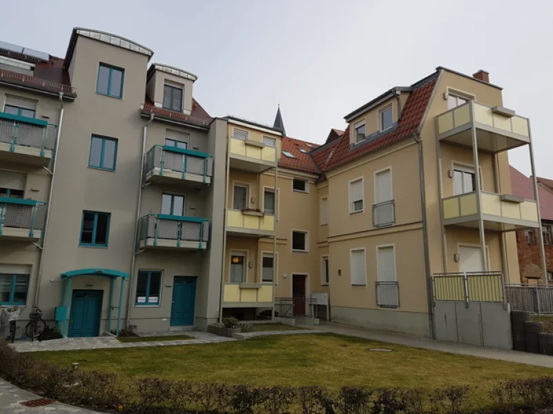 Außenansicht - Haus kaufen in Beeskow - Modern saniertes MFH im Herzen der Kreisstadt!