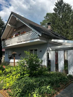  - Haus kaufen in Mühlenbecker Land - DEUTSCHMANNN IMMOBILIEN ***** ivd - Tolles Wohnhaus mit Einliegerwohnung in ruhiger Wald-Lage!