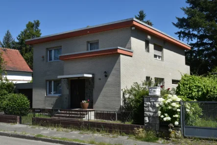  - Haus kaufen in Berlin - Großzügiges Wohnhaus mit Einliegerwohnung in Spandau Wilhelmstadt nahe Havel