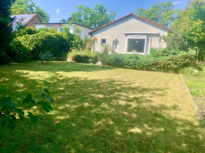 Gartenansicht - Haus kaufen in Berlin / Heiligensee - Architektenhaus/Raumwunder auf Sonnengrundstück in+nahe Heiligensee