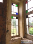 Alte Fenster im Eingangsvorbau