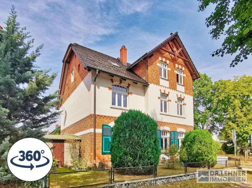 Haus kaufen in Dargun - Haus kaufen in Dargun - Dr. Lehner Immobilien NB -Charmante Stadtvilla mit grüner Oase im Herzen von Dargun