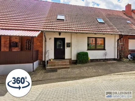 Haus kaufen bei Neustrelitz - Haus kaufen in Carpin - Dr. Lehner Immobilien NB -Kleines Wohndomizil am Müritz-Nationalpark