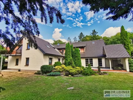 Haus kaufen bei Greifswald - Haus kaufen in Greifswald - Dr. Lehner Immobilien NB -Das Besondere Wohn- und Geschäftshaus 1/2 Std. von Greifswald