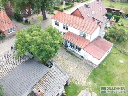 Luftaufnahme - Haus kaufen in Aulosen - EFH mit großem Gartenbereich mit schönem Blick in die Natur