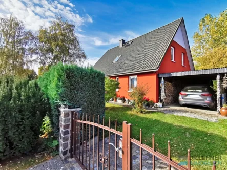 Haus kaufen in Peenemünde - Haus kaufen in Peenemünde - Dr. Lehner Immobilien NB -Schmuckes Einfamilienhaus mit idyllischem Grundstück an der Ostsee