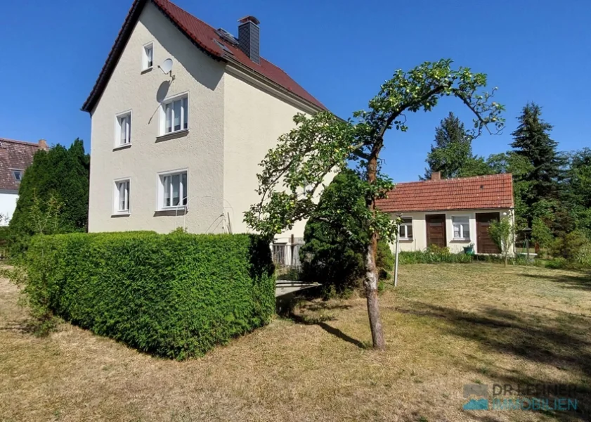 Einfamilienhaus Gartenseite