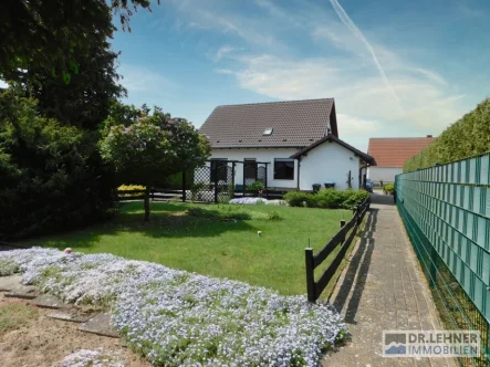 Rückansicht Grundstück  - Haus kaufen in Perleberg / Spiegelhagen - Gepflegtes Einfamilienhaus in ländlicher Idylle