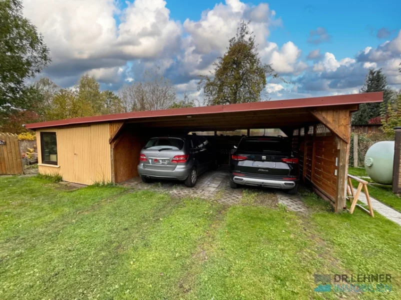 Doppelcarport mit Werkstatt