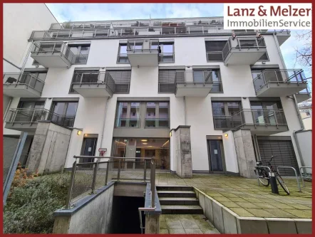 Hausansicht - Wohnung mieten in Berlin - Maisonette-Wohnung im ruhigen Gartenhaus - Nähe Chausseestraße!