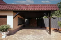 Garage mit Carport