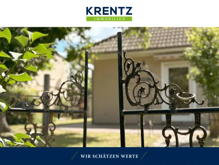 Ansicht - Haus kaufen in Beelitz OT Buchholz - Bungalow mit Nebengebäuden und Ausbauchancen in Beelitz OT Buchholz