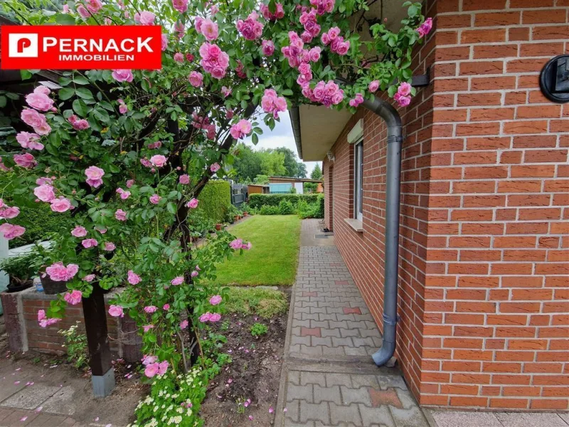 Auf geht`s - Haus kaufen in Brieskow-Finkenheerd - Schönes Heim zum glücklich sein - Tür auf und lass die Sonne rein