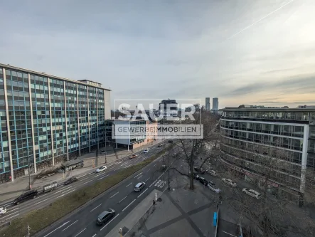 Ausblick - Büro/Praxis mieten in Berlin - 767 m² - Lichtdurchflutete Büroetage am Ernst-Reuter-Platz! *2219*