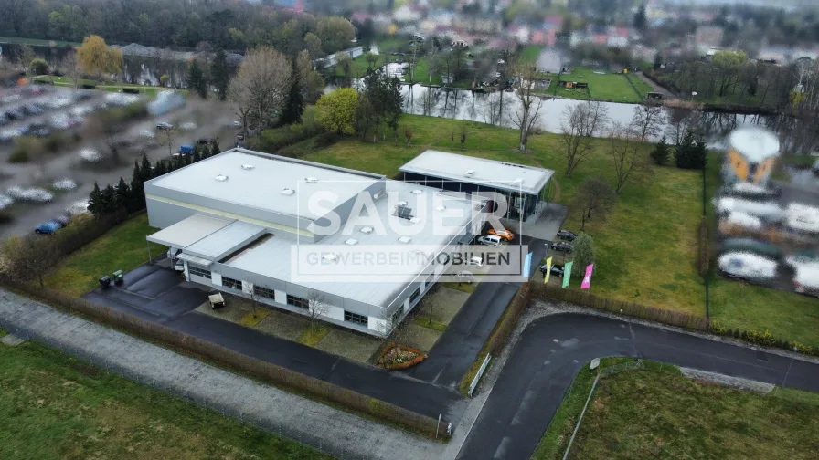 Luftbild Gesamtobjekt - Halle/Lager/Produktion mieten in Fürstenwalde - 2.735 m² Solitär-Produktionsobjekt in Wasserlage *2792*