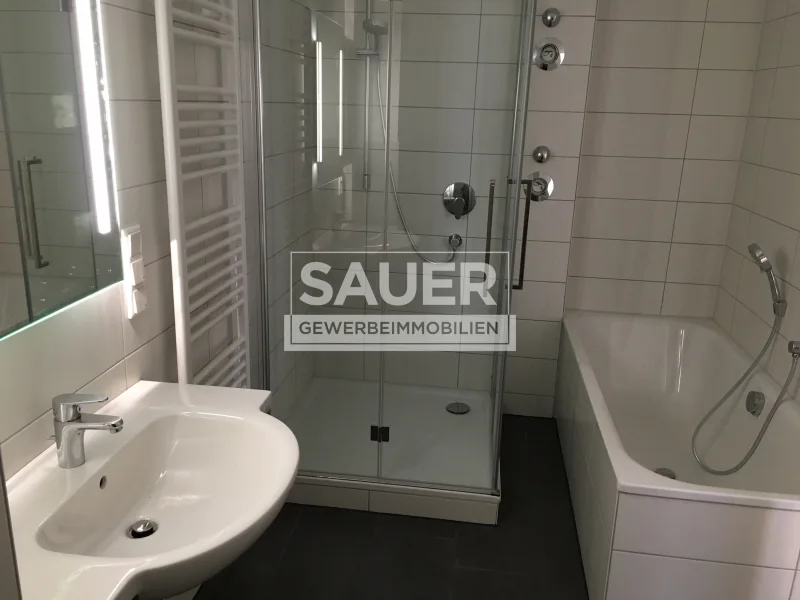 Badezimmer 1. OG