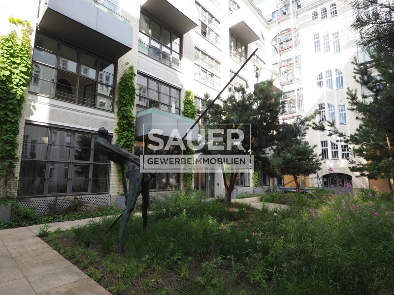 1. Hof - Büro/Praxis mieten in Berlin - 160 m² - Loftbüro mit Balkon im Kiez! *2694*