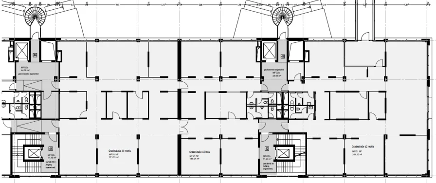 Geb. 42-44 4. OG 831 m²