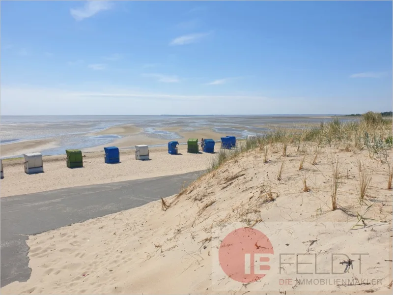 Strand vor dem Haus