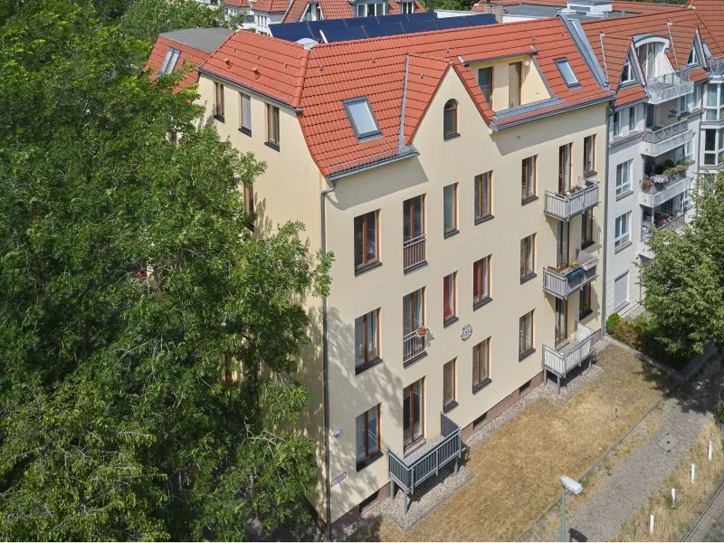  - Wohnung kaufen in Berlin - Zukunftssicheres Investment in modernisiertem Mehrfamilienhaus in Niederschönhausen