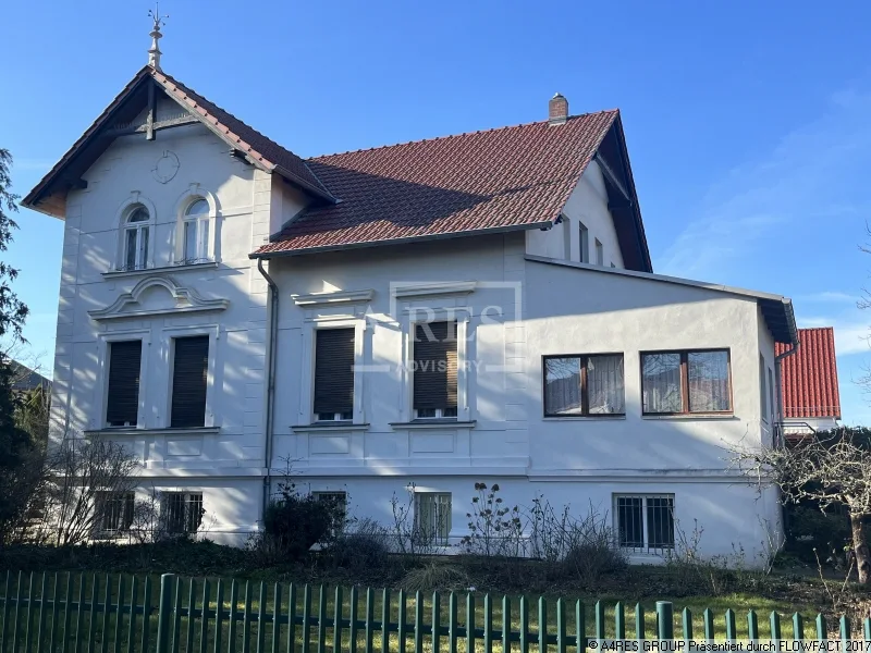 Objektansicht - Haus kaufen in Dahme - 2 Wohneinheiten mit Garten: Generationshaus im Grünen