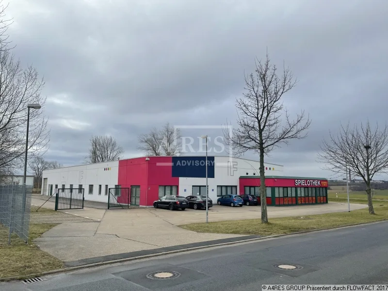 Objektansicht - Zinshaus/Renditeobjekt kaufen in Hilbersdorf - Gewerbeareal in Freiberg-Hilbersdorf