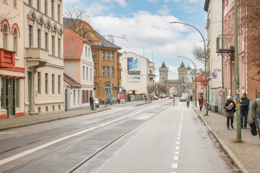 Lage mit Blick zum Nauener Tor