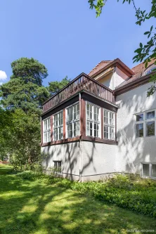 Hausansicht - Haus kaufen in Berlin - Charmante Landhausvilla in bester Dahlemlage