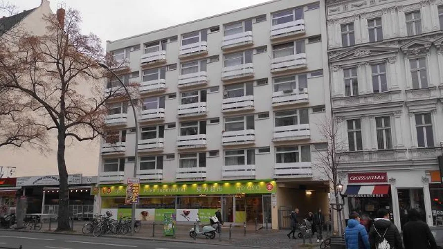 1 - Wohnung kaufen in Berlin - 1-ZImmer-Apartment im Schöneberger Akazienkiez - bezugsfrei ab 30.04.2023