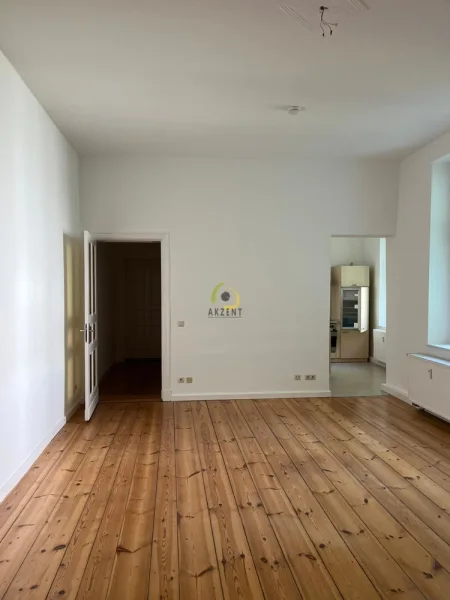 Wohnbereich - Wohnung mieten in Berlin - Schöne 1-Zimmer-Altbauwohnung frei ab sofort