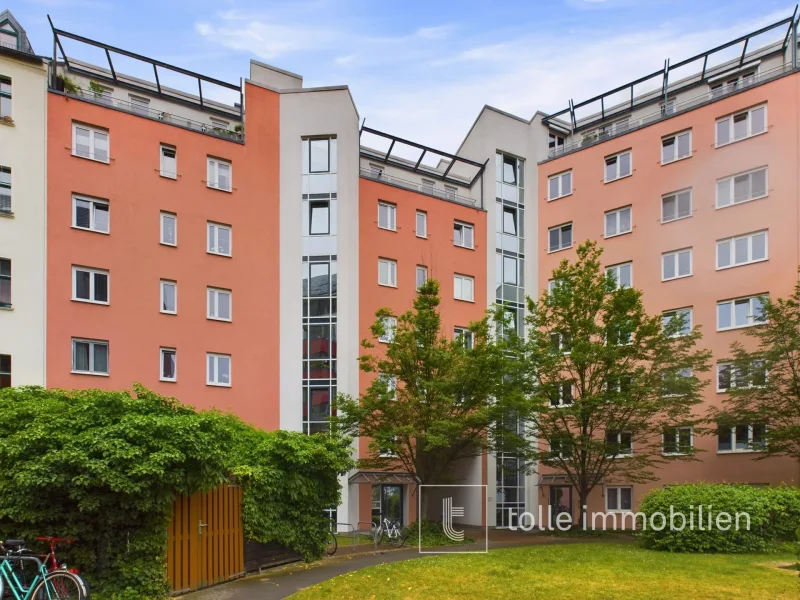 Hausansicht  - Wohnung kaufen in Berlin - Ideale Kapitalanlage - vermietete Wohnung in Berlin Mitte in ruhiger Lage direkt an der Spree