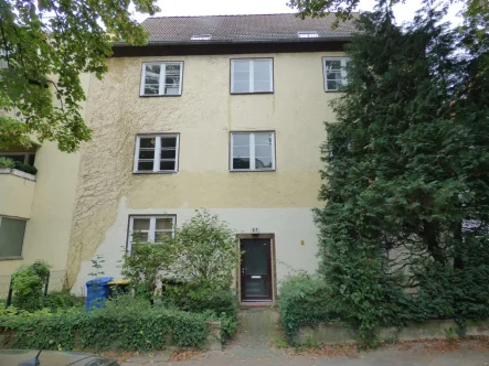 Hausansicht - Wohnung mieten in Berlin-Steglitz - Großzügig geschnittene Balkonwohnung in grüner und ruhiger Wohnlage ***Laminat***2 Bäder***