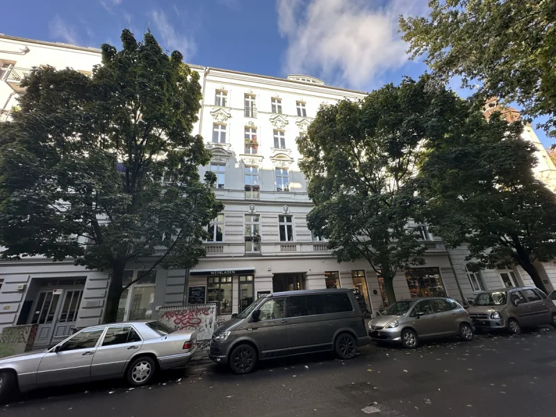 Hausansicht - Zinshaus/Renditeobjekt kaufen in Berlin-Prenzlauer Berg - "Neuer Preis" Kapitalanleger aufgepasst! Gut vermietete 1-Zimmerwohnung im begehrten Prenzl. Berg