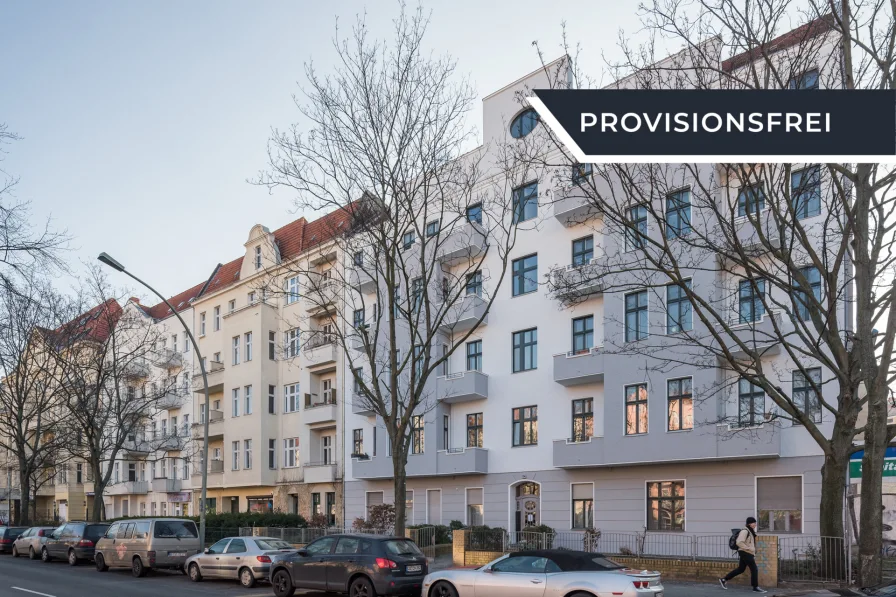 Außenansicht - Wohnung kaufen in Berlin - Großzügige 5-Zimmerwohnung mit Terrasse & Altbaudetails als Kapitalanlage in Wedding