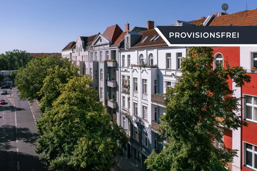 Außenansicht - Wohnung kaufen in Berlin - Große, vermietete 4,5 Zimmerwohnung mit Balkon & Wannenbad nahe Schloss Charlottenburg