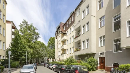 Treuchtlinger Straße - Wohnung kaufen in Berlin - Einmaliges Ausbaupotenzial über den Dächern Berlins: Dachrohling in Schöneberg