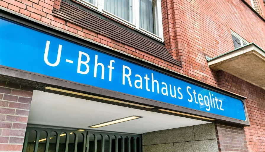 S+U Rathaus Steglitz